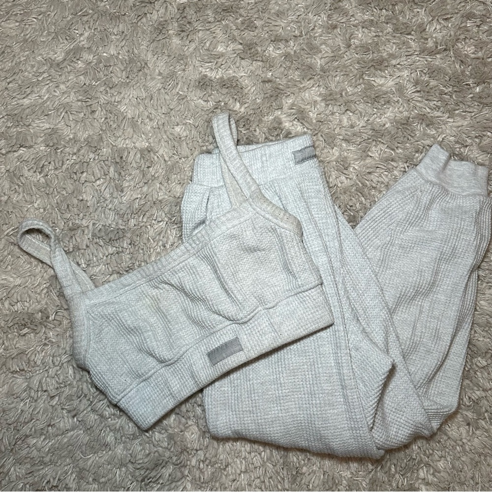 Set active heathered grey lounge set